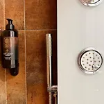 Lägenhet Unetti Oasis De Confort *